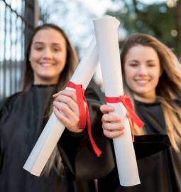 Special programs for Bachelors from the Swiss Education Group