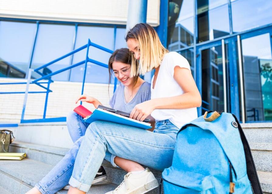 Discounts for study and accommodation from Alpadia Language Schools