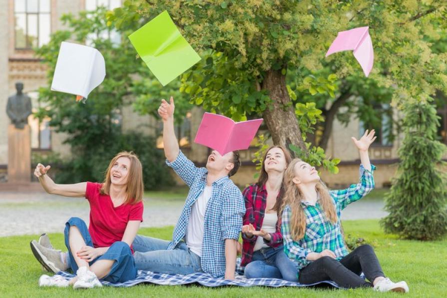 Discounts and special offers of August for international students