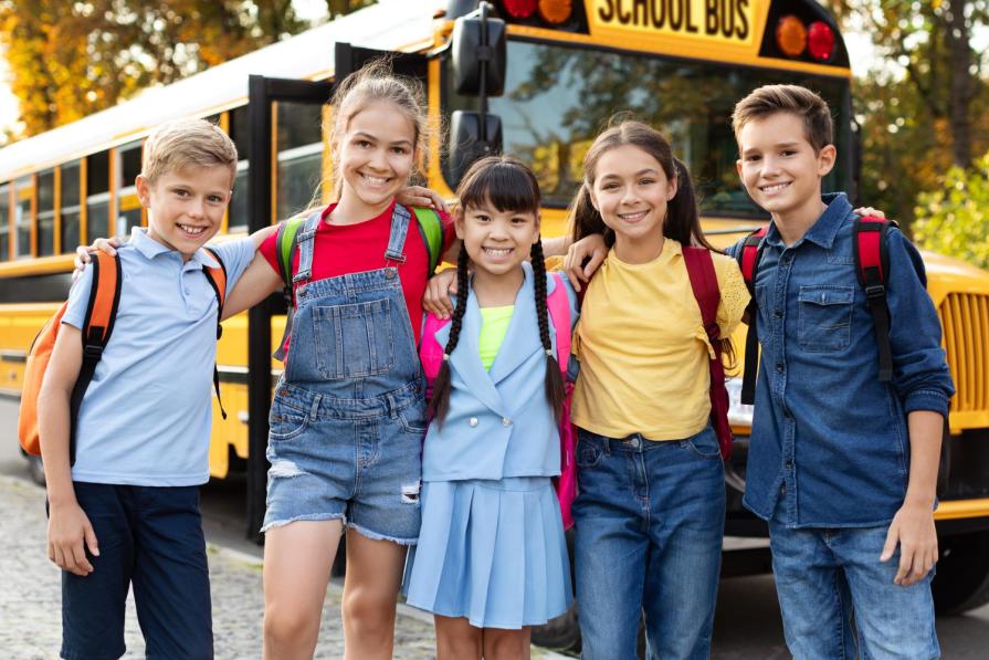 How do schoolchildren from different countries spend their holidays?