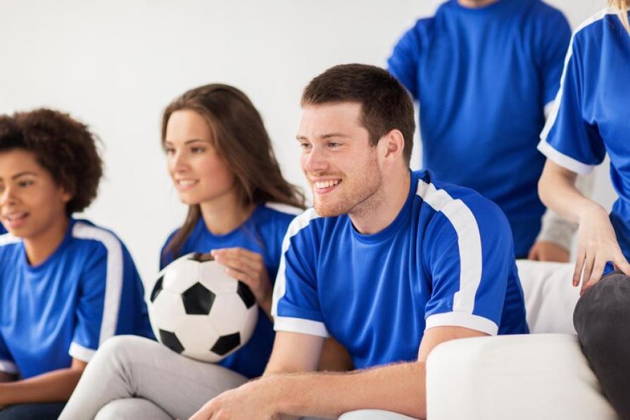 Football schools and camps Paris Saint-Germain (Paris Saint-Germain Academy Course)