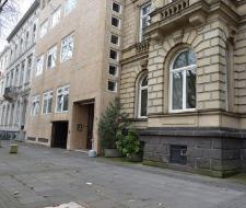 Schiller Language School