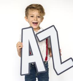 At what age is it better to start learning English?