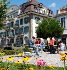 TOP 3 Mejores Escuelas de Idiomas en Lausana 2027 Rankings