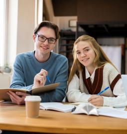 TOP 7 Mejores Escuelas de Idiomas en el ranking de Niza 2027
