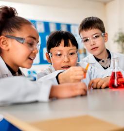 TOP 5 Mejores Colegios Privados en Reading 2027 Rankings