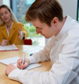 TOP 4 de las mejores escuelas de idiomas en Barcelona 2027 Rankings