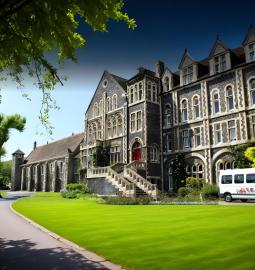 TOP 5 Mejores Colegios Privados en Canterbury 2027 Rankings