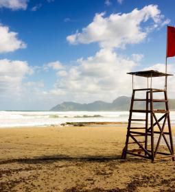 5 most dangerous beaches of the world