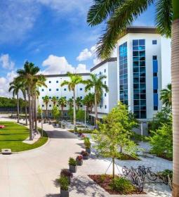 TOP-2 Best Private Schools in Tampa 2025 Rankings