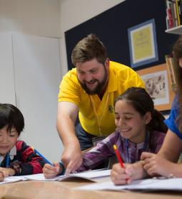 TOP-20 Language Camps in Suburbs of London 2025 Rankings