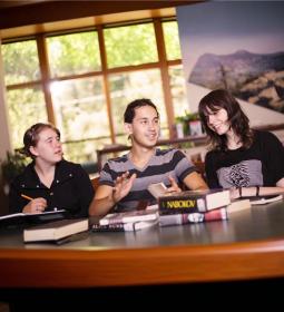 6 Best Boarding Schools in Los Angeles 2025 Ranking