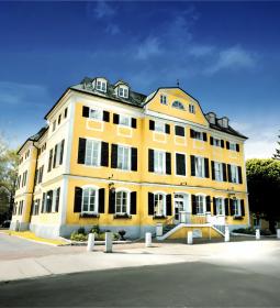 TOP 1 best private schools in Salzburg 2025 Ranking