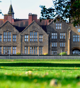 TOP small schools in Britain ranked by IB results