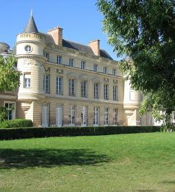 TOP-2 best boarding schools in Paris 2025 Ranking