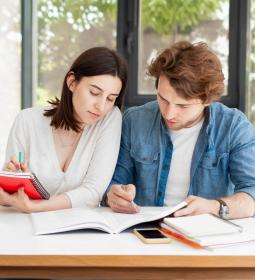 TOP 3 best language camps in Paris 2025 Ranking