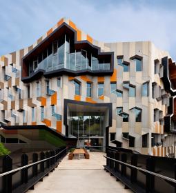 TOP-3 Best Colleges in Australia 2025  Rankings