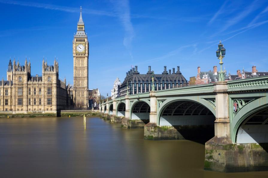 TOP-5 overrated tourist capitals