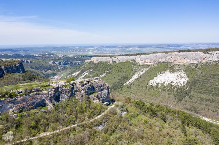 TOP mysterious places in the Crimea for those who like magic