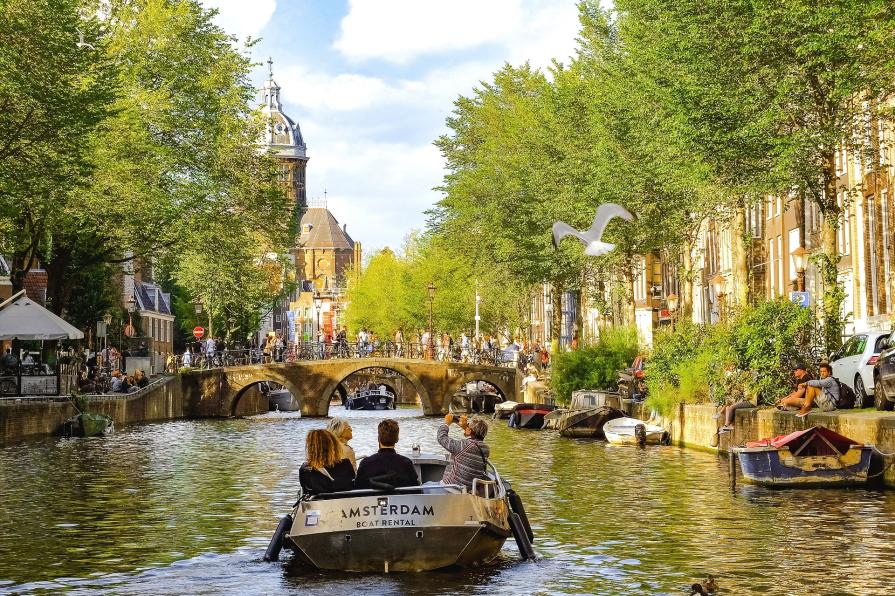 TOP-2 best language schools in the Netherlands 2025 Ranking