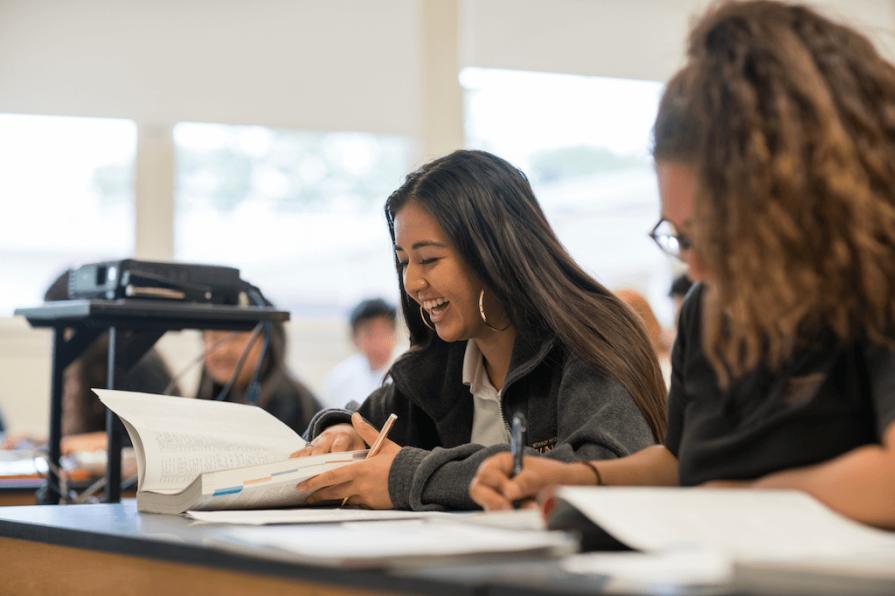 TOP-4 Best Private Schools in Chicago 2025 Ranking