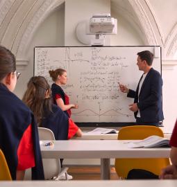TOP 4 Mejores Escuelas de Austria 2027 Ranking