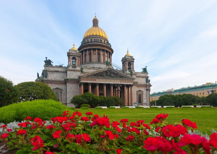 TOP-15 sights in St. Petersburg worth visiting