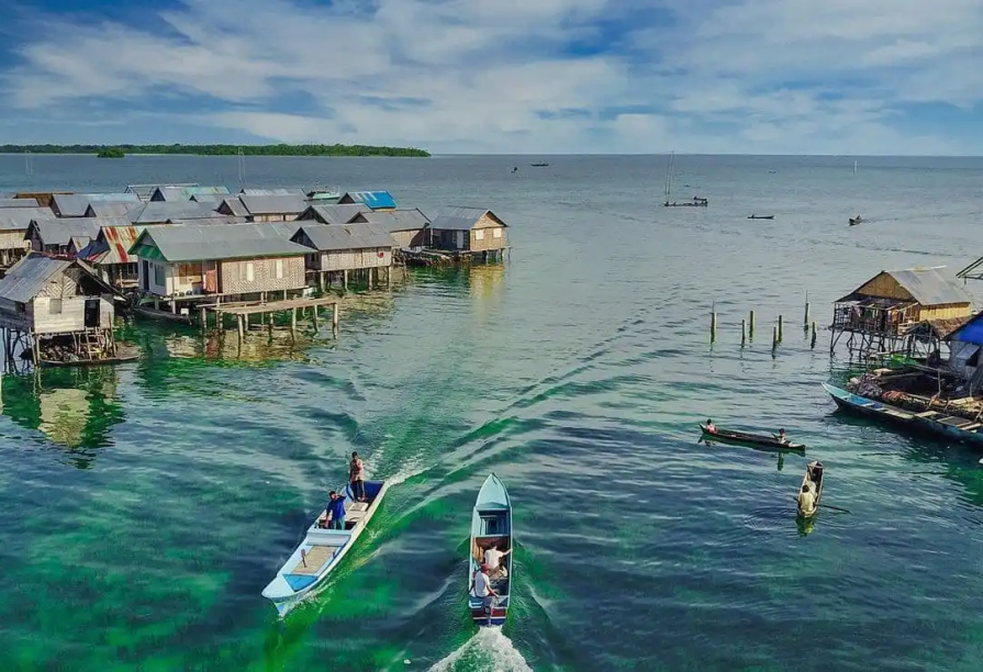 Amazing fish people from the Bajo tribe: interesting facts
