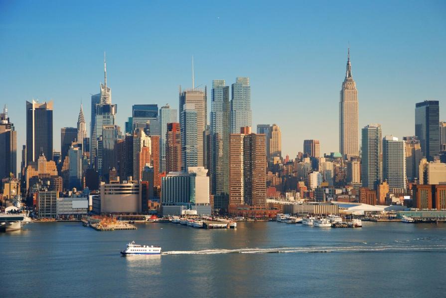 FAQ: How much does it cost to study in schools in New York?