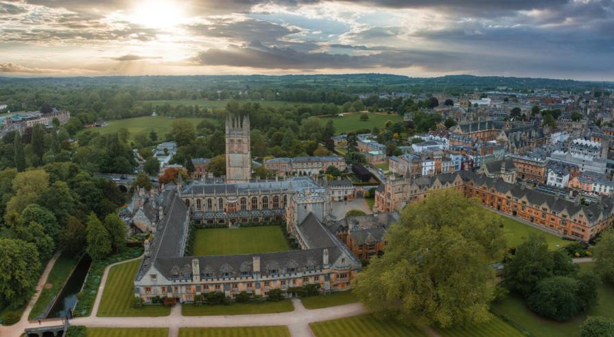 FAQ: What IELTS score do I need for a Master's degree in Oxford?