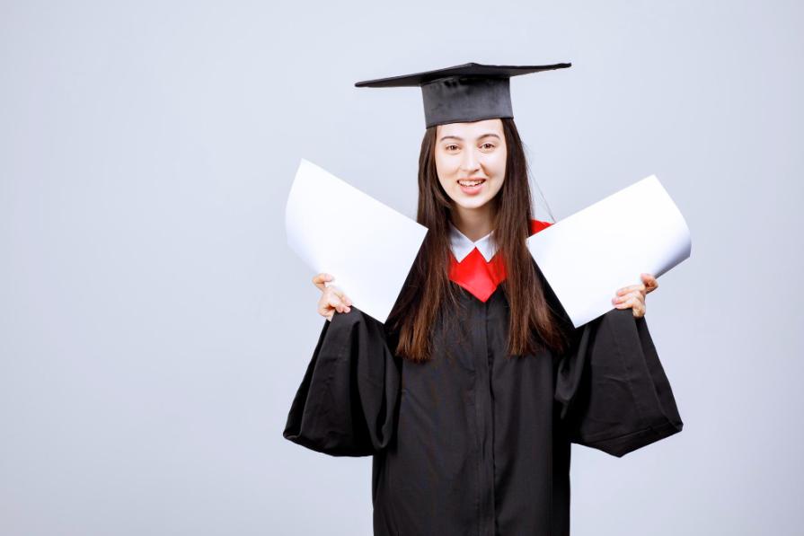 Bachelor's degree in France: tuition fees for foreign students
