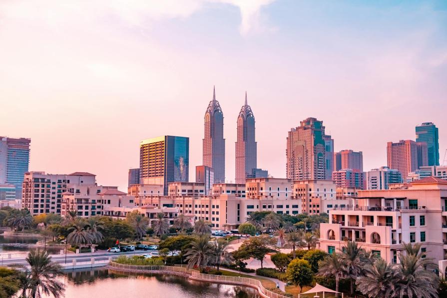 Bachelor's degree in the UAE: tuition fees for undergraduate studies