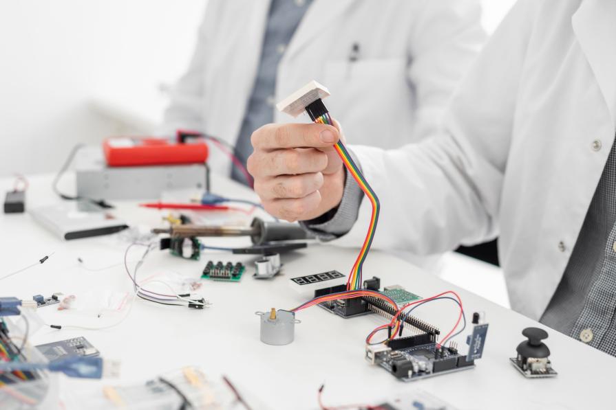 Best Electronic Engineering Universities in Canada 2025 – QS World University Rankings