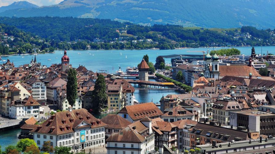 Primary, secondary, higher education in Lucerne for foreign students