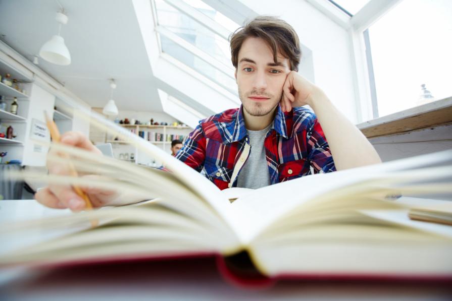 Master's degree in England UK: tuition fees to get Master's degree