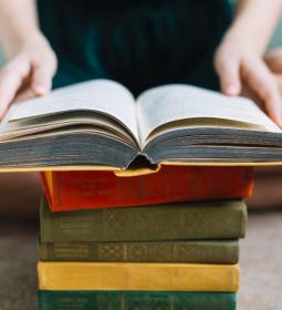 US Universities for English Language&Literature Studies 2025 - QS World University Rankings