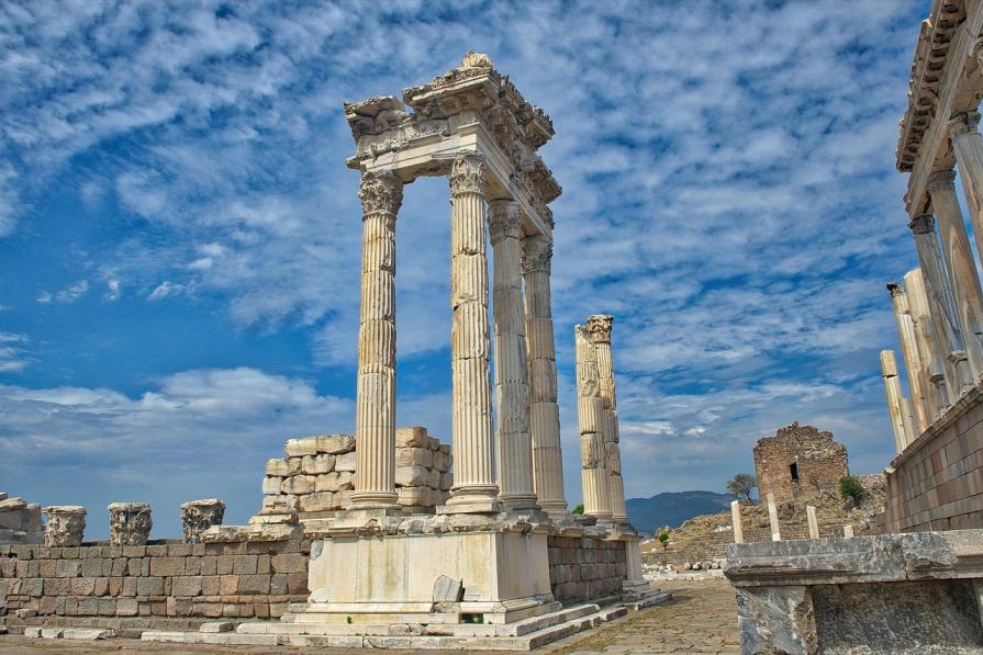 Best US Universities for Classics and Ancient History Studies 2025 - QS World University Rankings