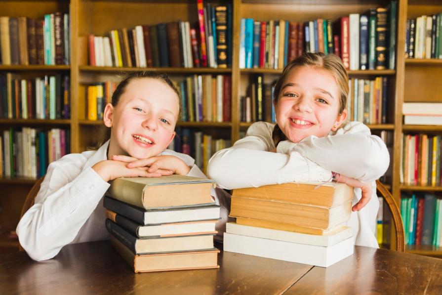How long does primary education in England UK last?