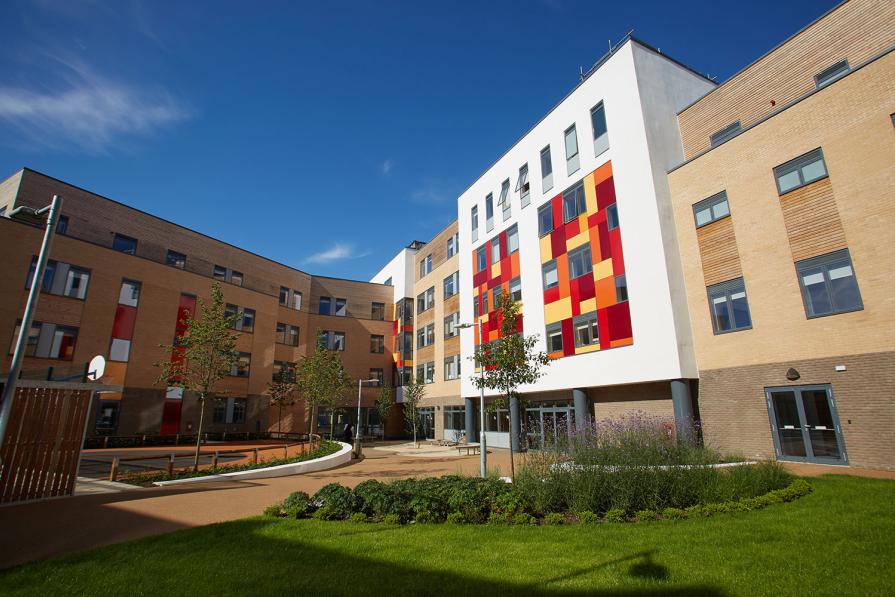 TOP Cambridge language camps Ranking 2025