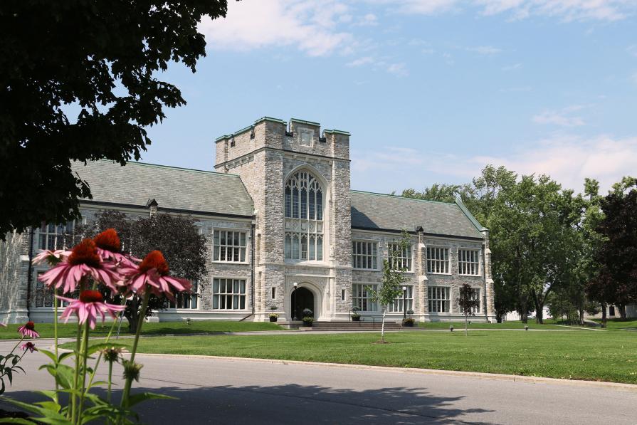 TOP-12 schools in Canada 2025 Ranking