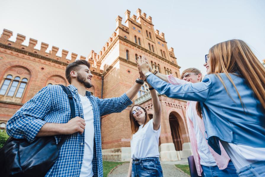Entertainments in American universities for students