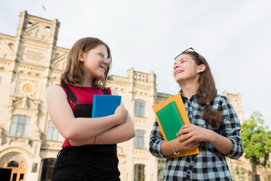 Pros and cons of a language camp for children