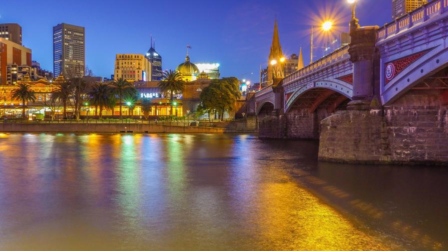 Studying Economics and Business in Australia for foreign students