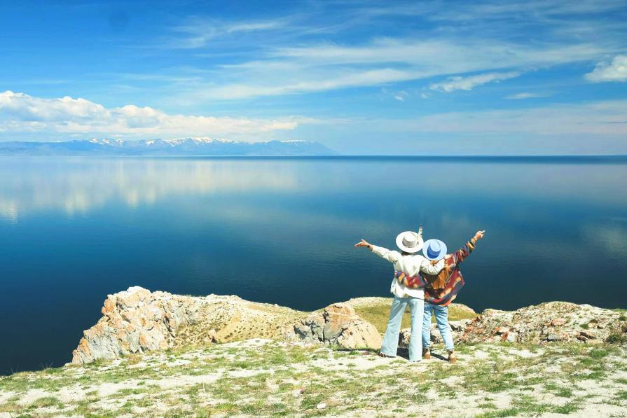 TOP-10 deepest lakes in the world