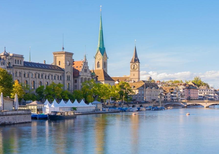 Application for an undergraduate program after grade 9 in Switzerland