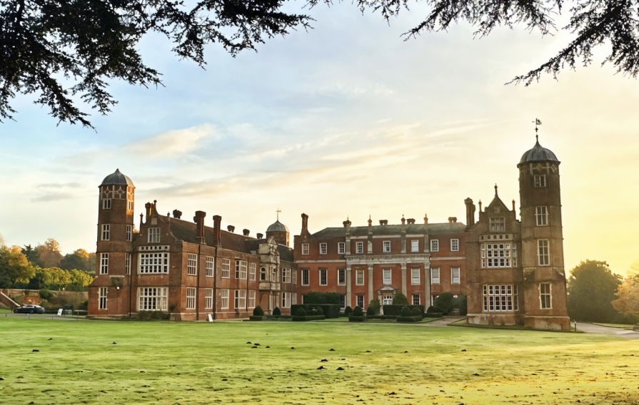 Cobham Hall has completely switched to blended learning