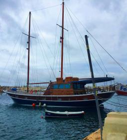 The best beach in Malta for international students - Golden Bay Beach