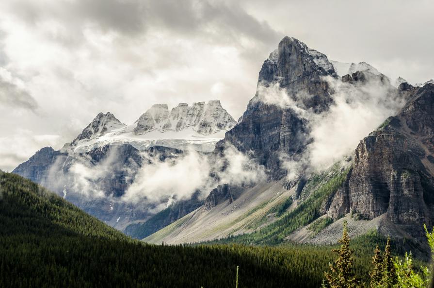 Canadian Cordillera: an interesting part of the largest mountain range