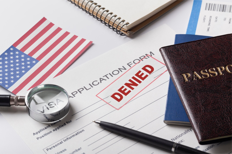 Chinese Students Lose U.S. Student Visas in Droves