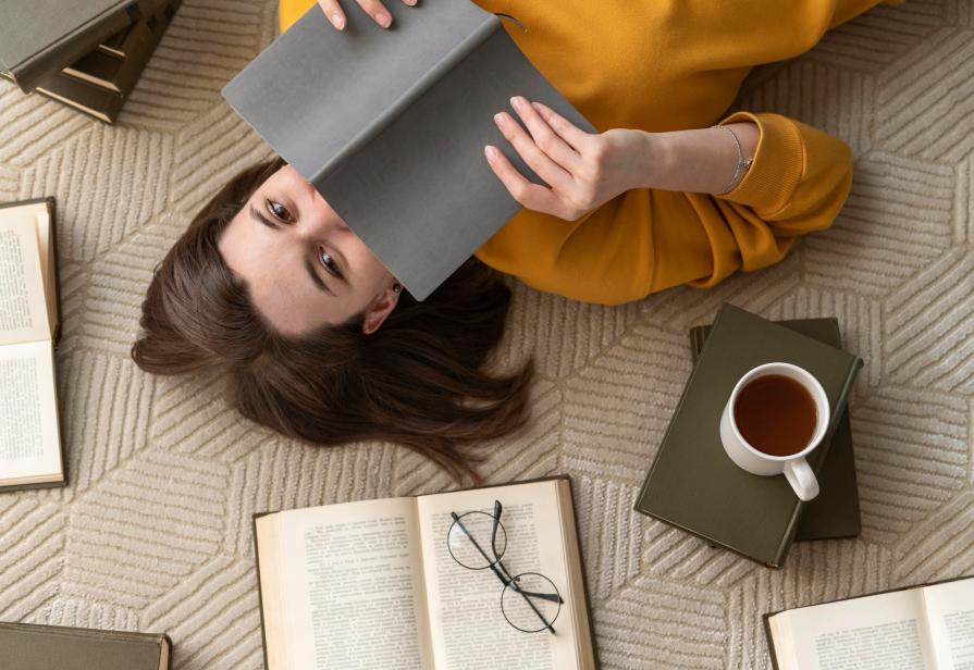 TOP-10 cool books to improve your English grammar